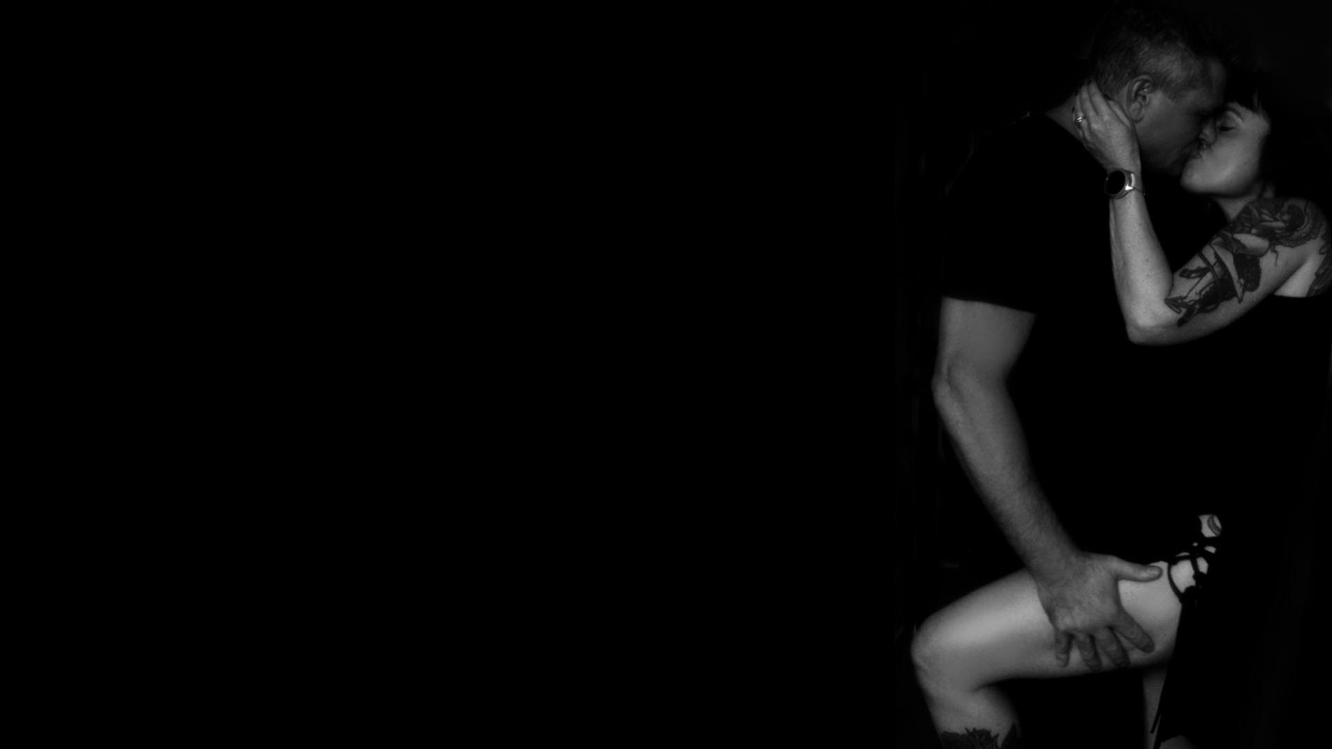 jason angel black white hallway thigh